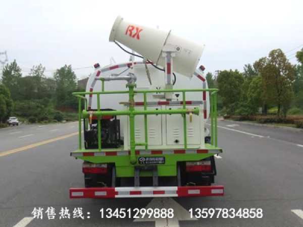 東風多利卡綠化噴灑車(國六)