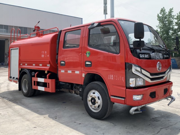 東風(fēng)雙排3.5噸消防灑水車(國(guó)六)